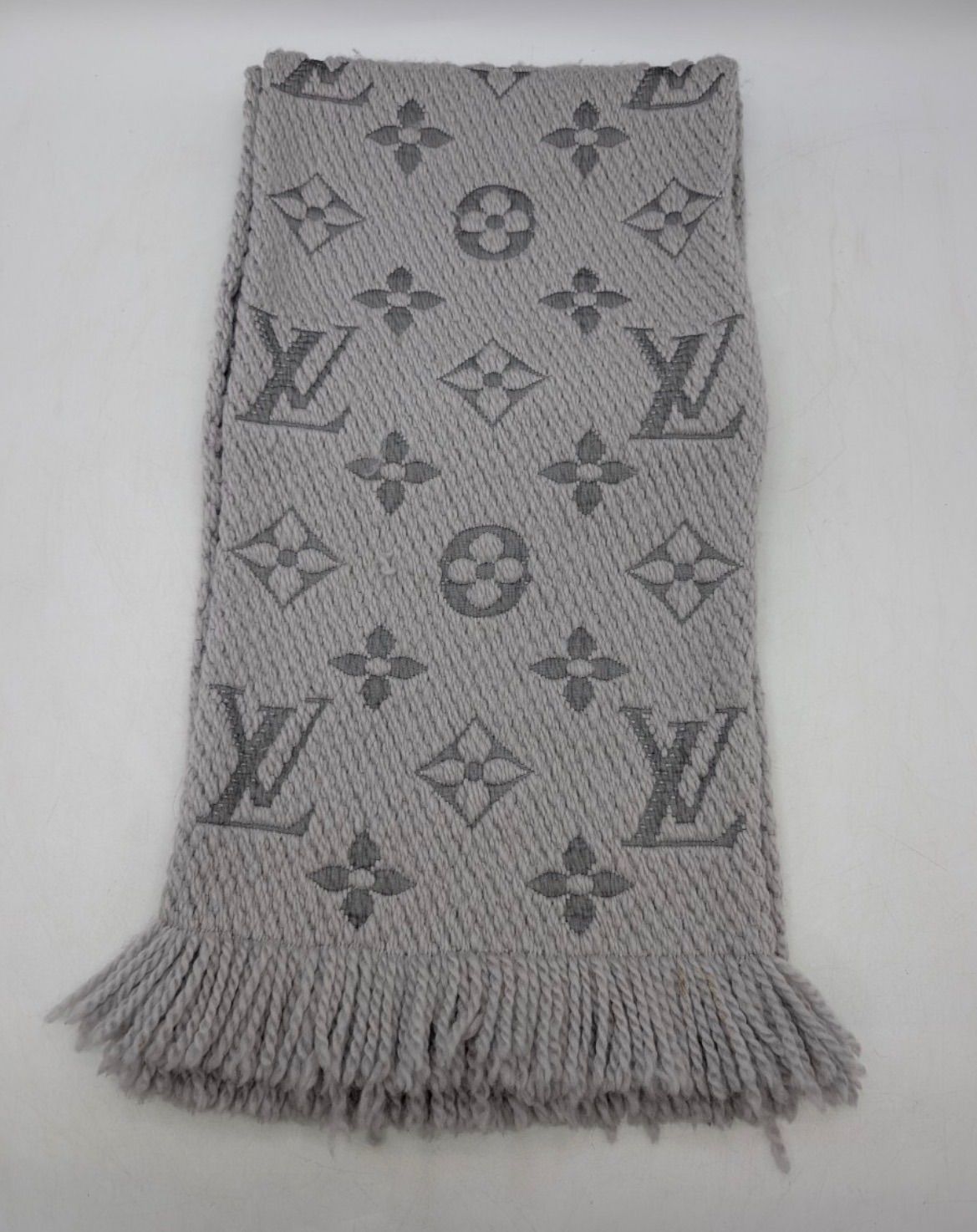 LOUIS VUITTON ルイヴィトン エシャルプ・ロゴマニア シャイン