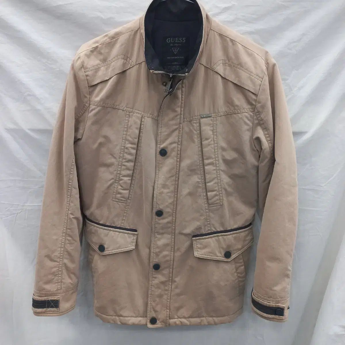 得価，正規品 GUESS メンズ ベージュ 厚手 ジャケット (メンズ100) テーラードジャケット