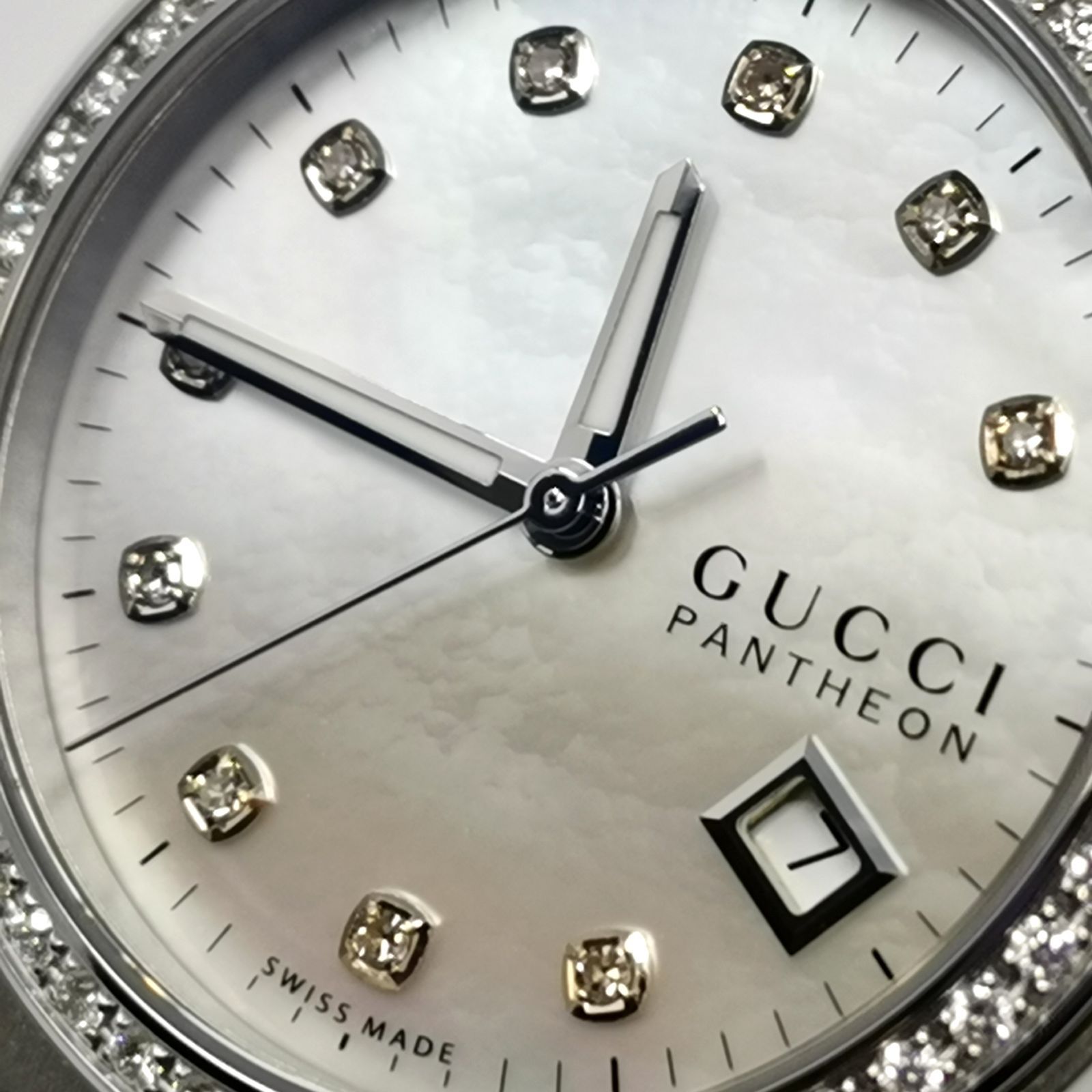 【GUCCI】グッチPANTHEON 腕時計 ダイヤベゼル/稼動品 稼動品 GUCCI PANTHEON グッチ パンテオン ダイヤベゼル 10Pダイヤ