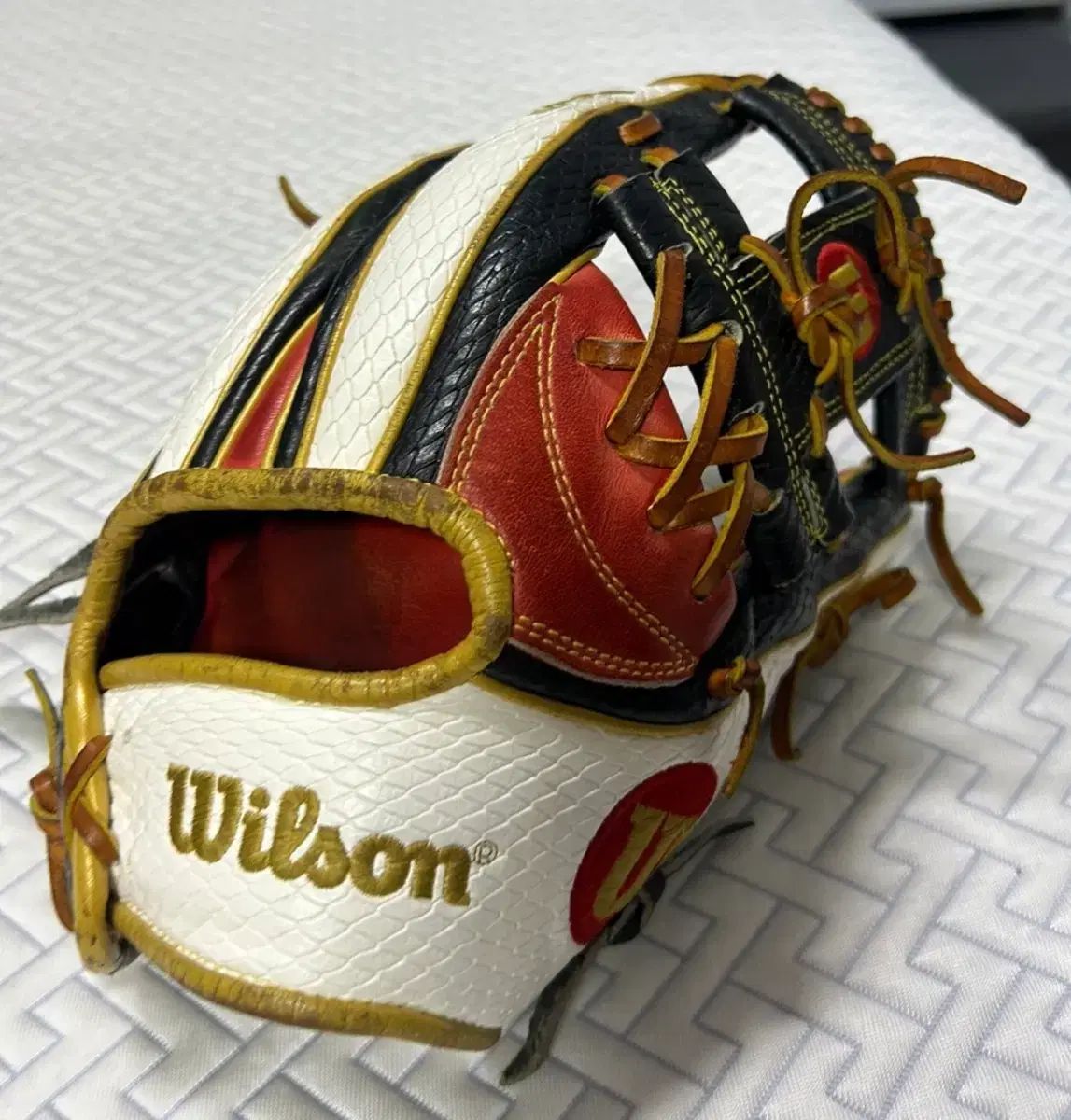 ウィルソン A2K hof 2023 チェ・ジョン モデル | Wilson Glove 選手