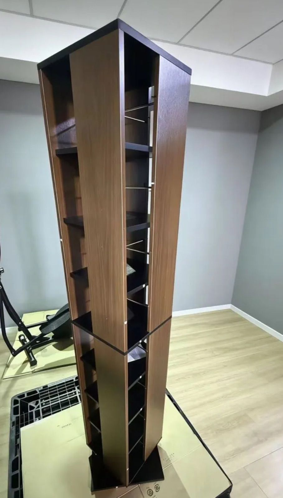 新品木製 360度回転式スリムブックシェルフ本棚8段大容量省スペース