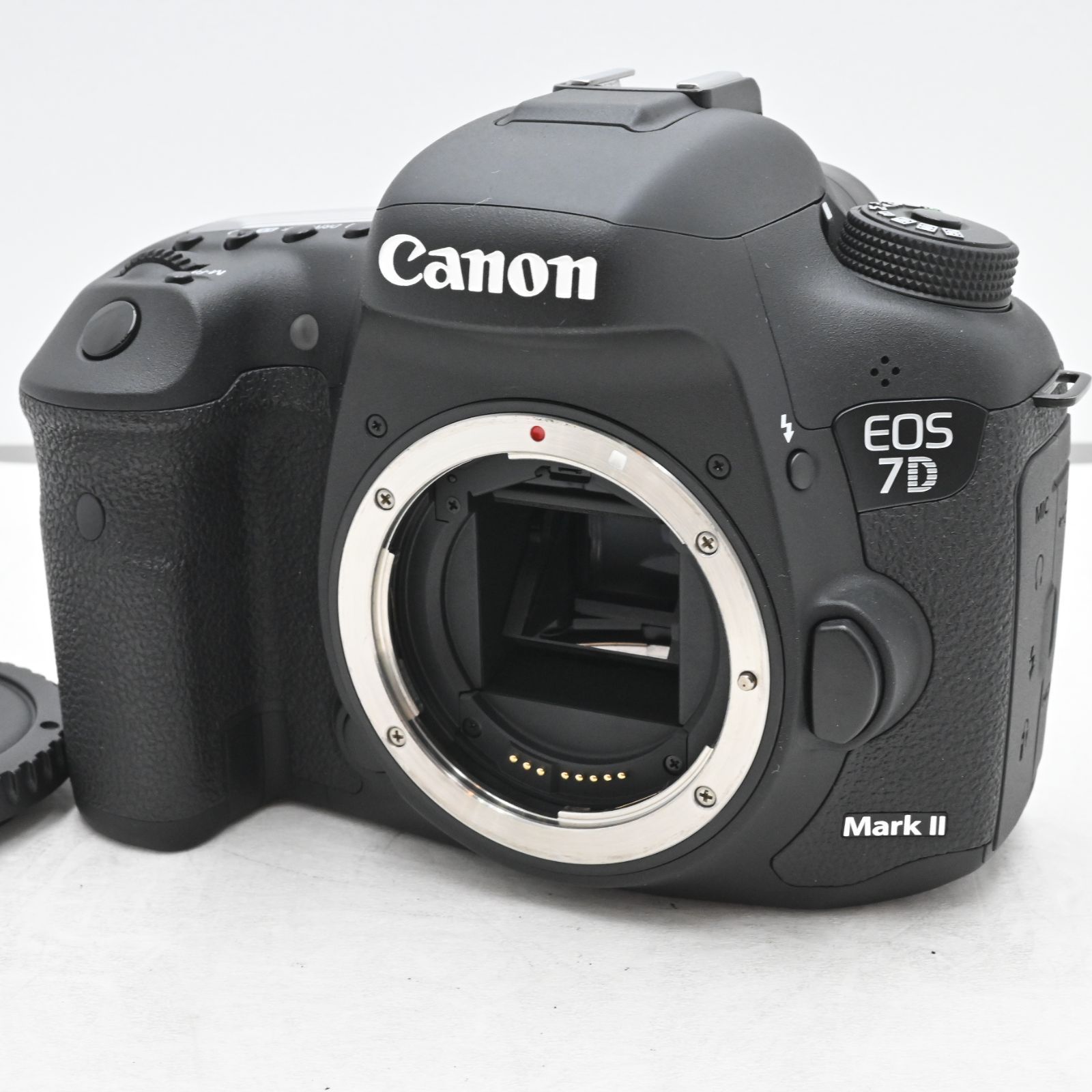 シャッター回数『7155』Canon デジタル一眼レフカメラ EOS 7D Mark II