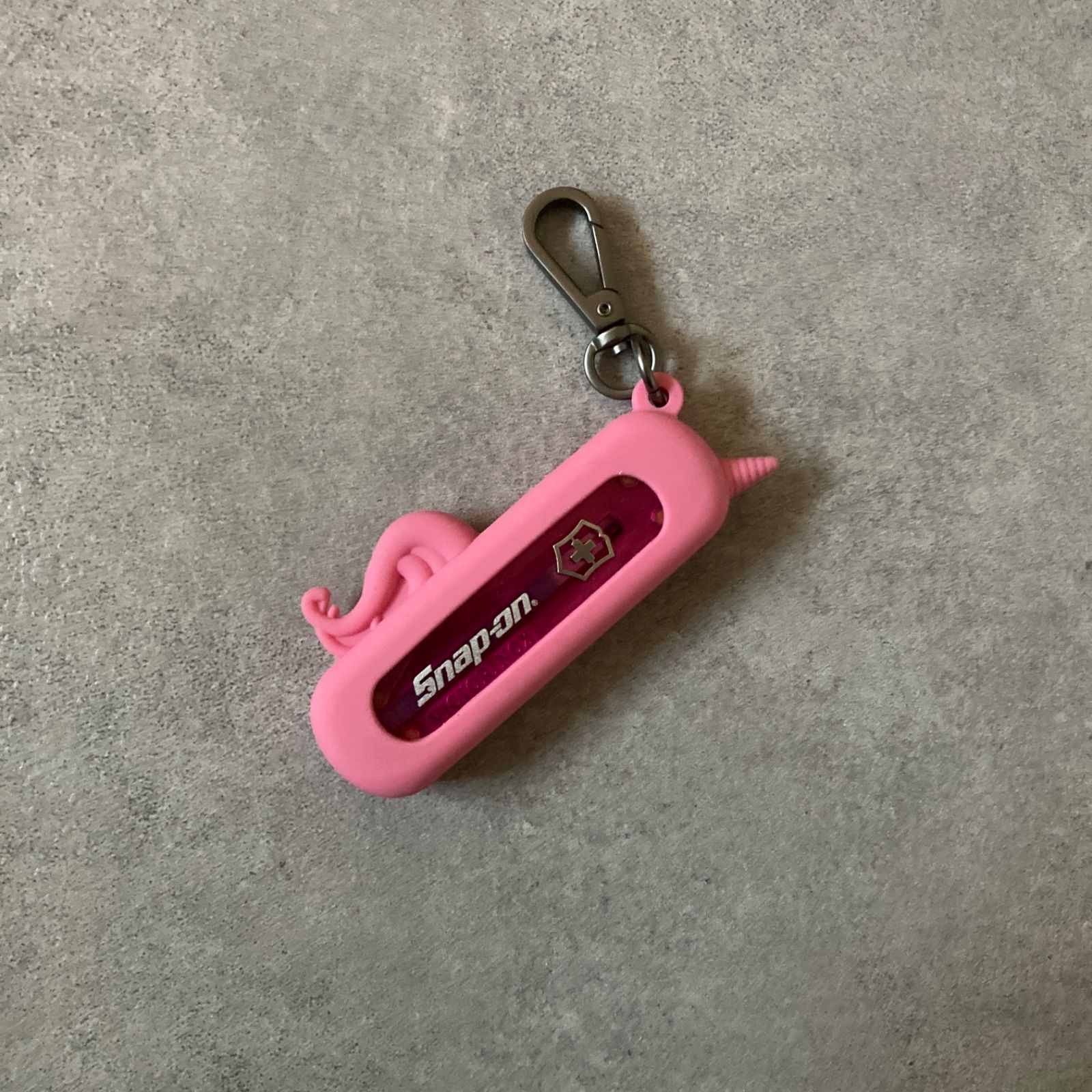 Snap-on スナップオン VICTORINOX ビクトリノックスCLASSIC SD Snap-on スナップオン VICTORINOX ビクトリノックスCLASSIC SD