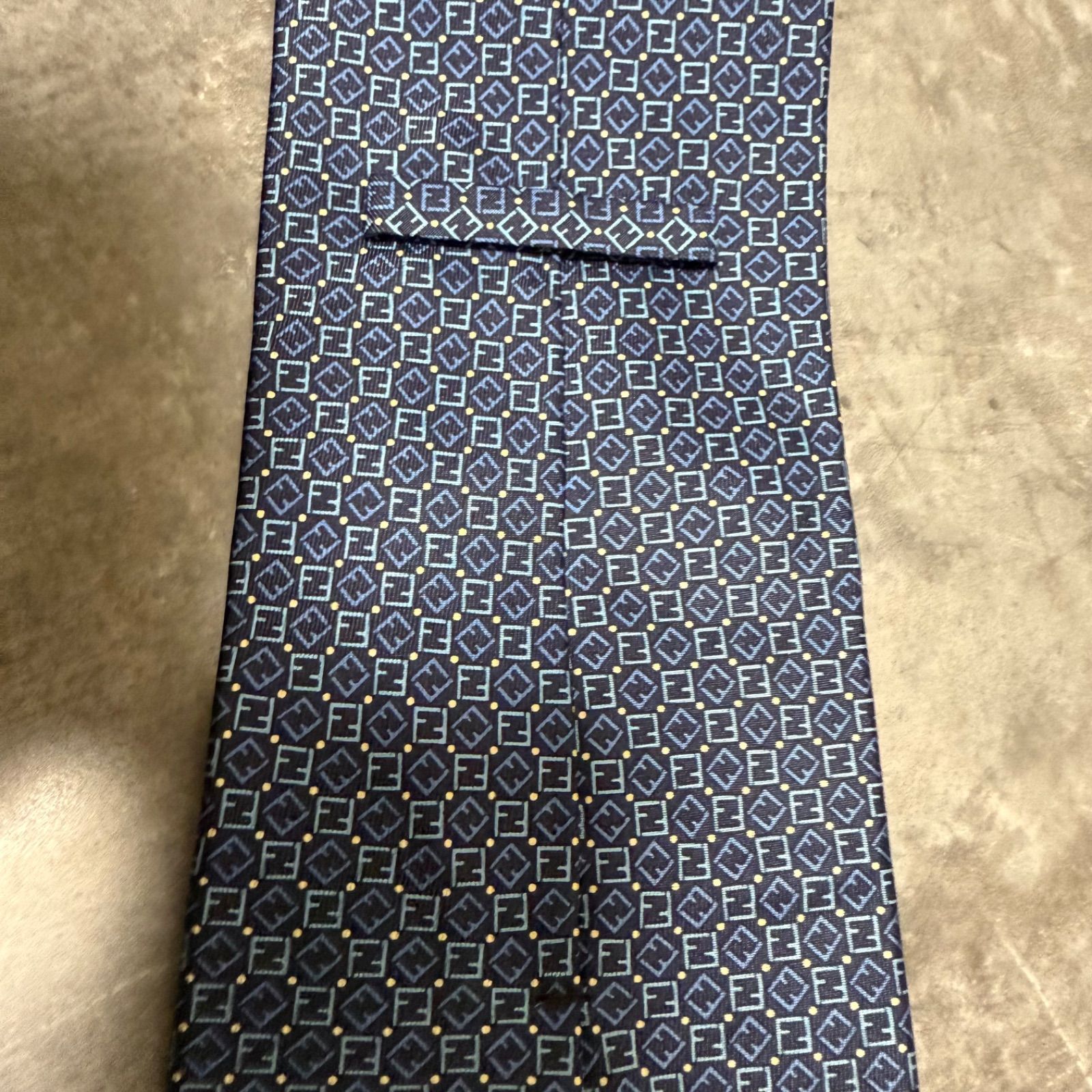 ✨極美品✨】FENDI フェンディ ネクタイ ズッカ FF柄 ネイビー シルク