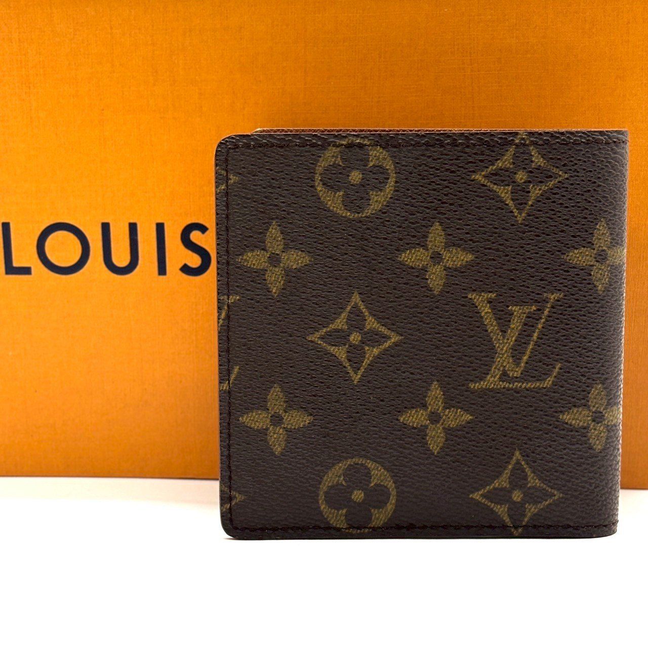 ヴィトン モノグラム ポルトビエ 6 カルトクレディ カードケース 二つ折り 薄く、美しく持つ定番】 LOUIS VUITTON ルイヴィトン モノグラム