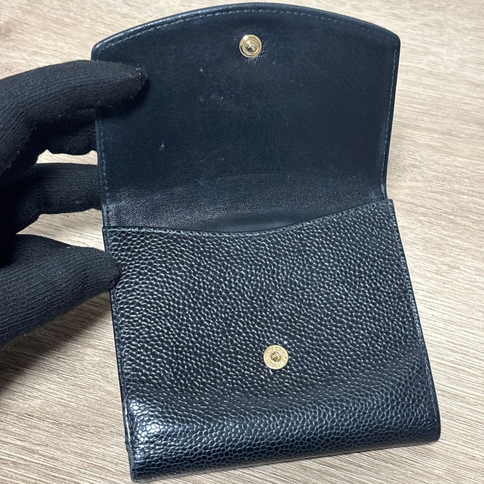 CHANEL シャネル キャビアスキン ココマーク 折り財布 コンパクト