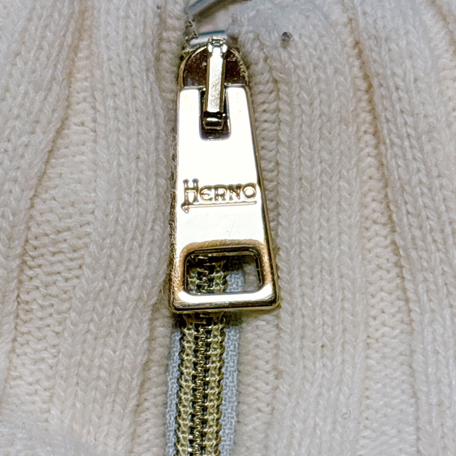 HERNO ラメ ツィードダウンジャケット SIZE40 ベージュ 毛羽立ち有