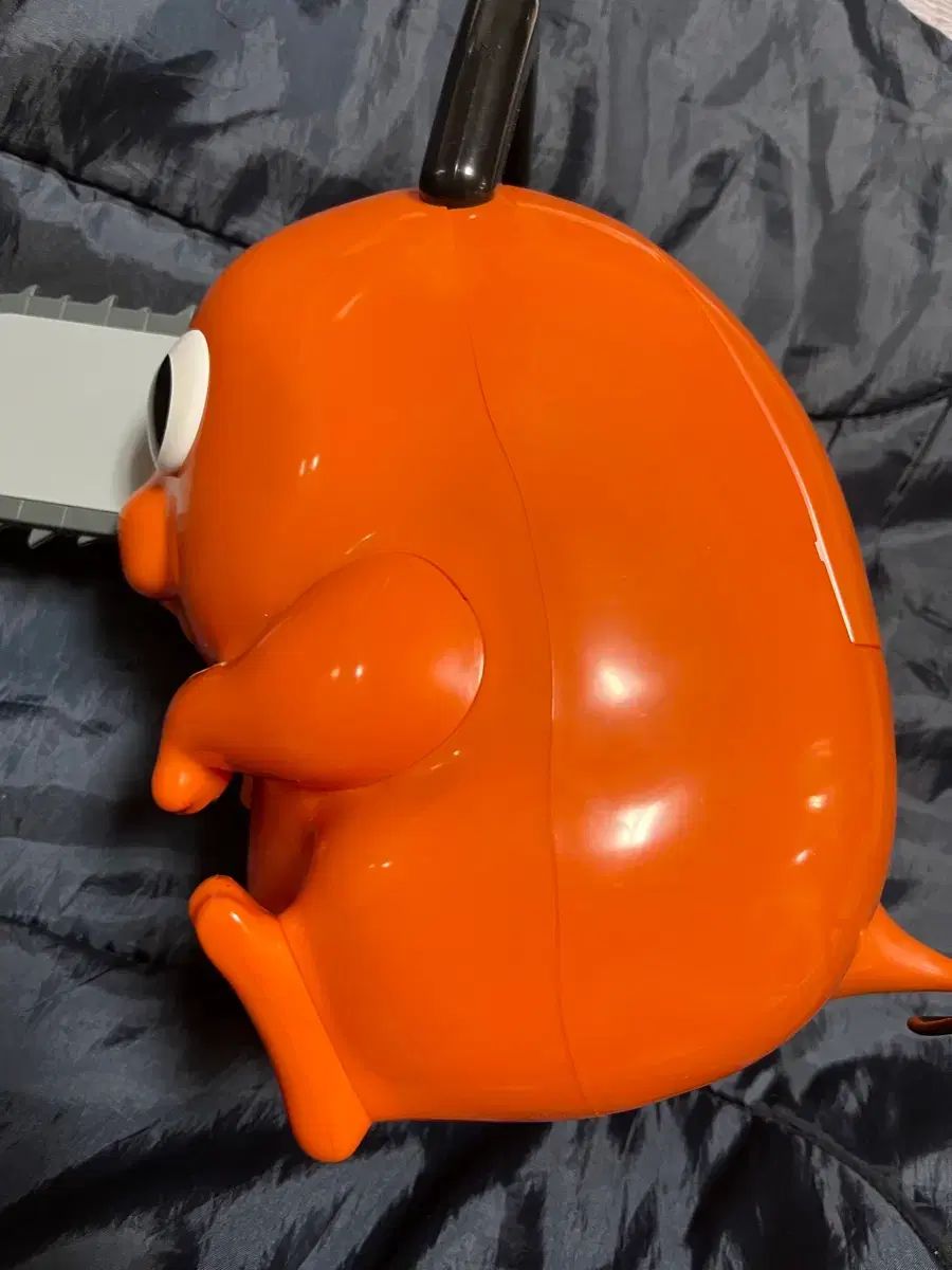 【年末タイムセール】チェンソーマン　ポチタ　海外限定ポップコーンバケツ 劇場版『チェンソーマン レゼ篇』公開にあわせて、ポチタ