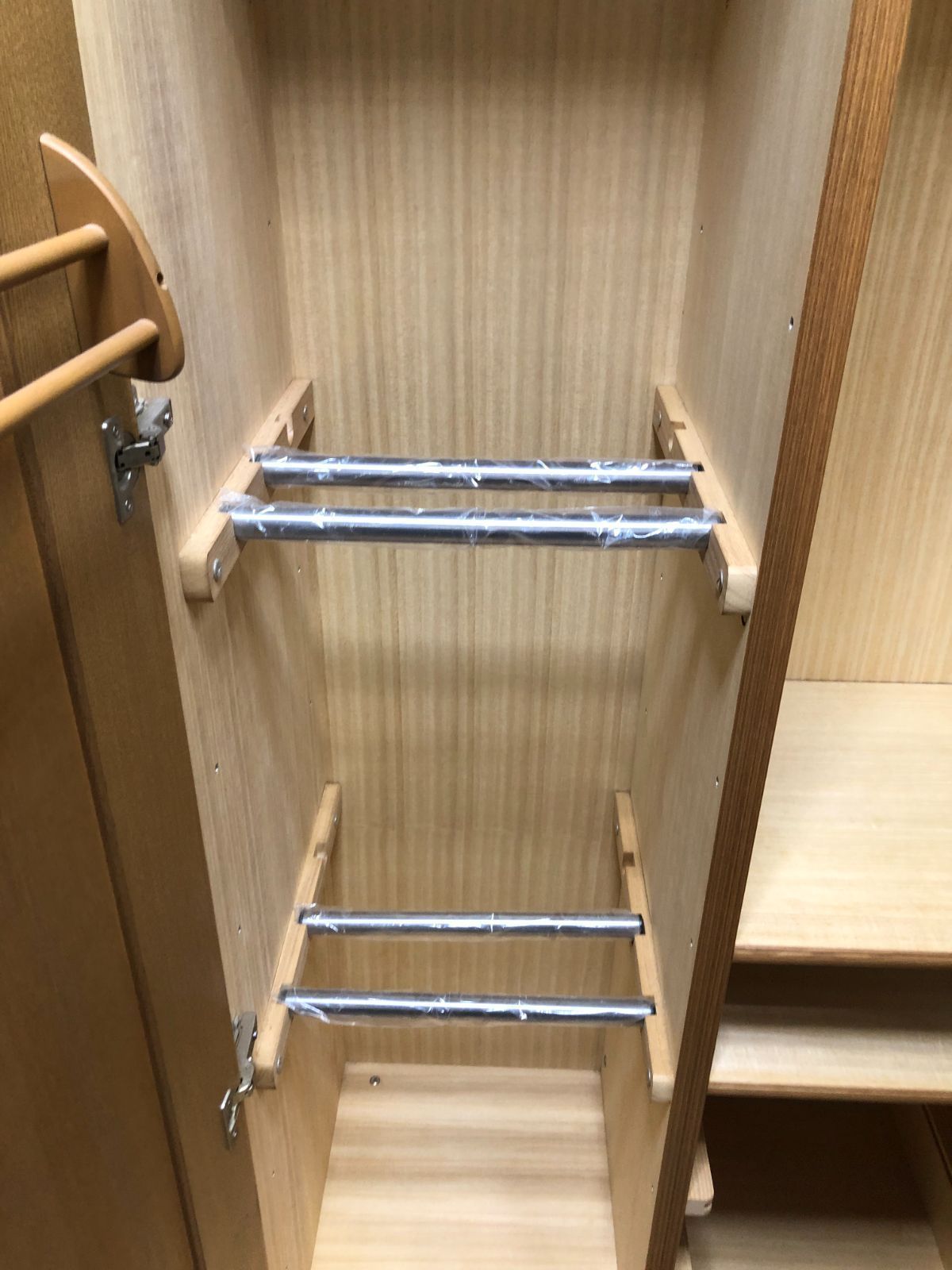 府中家具 桐箪笥 佐々木木工 大塚家具 洋ダンス 2枚扉 タンス250523-4