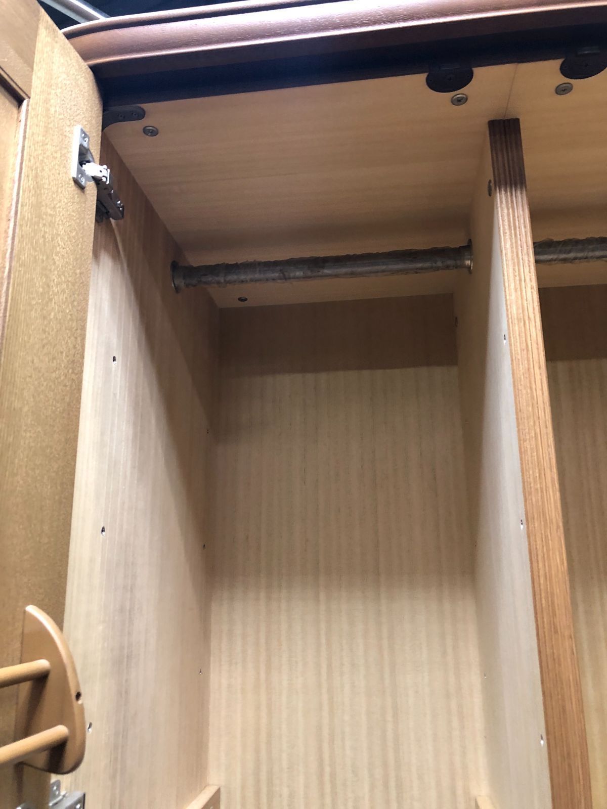 府中家具　桐たんす　佐々木木工　大塚家具　洋ダンス　2枚扉　250523-4 府中家具 桐箪笥 佐々木木工 大塚家具 洋ダンス 2枚扉 タンス250523-4