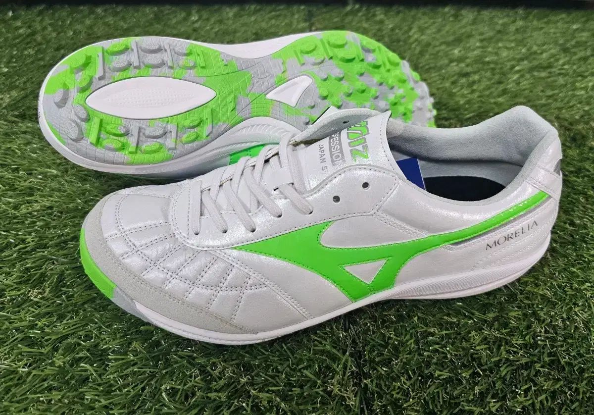 新品 ミズノ モレリア サラ JPN TF フロンティアパック ショップから