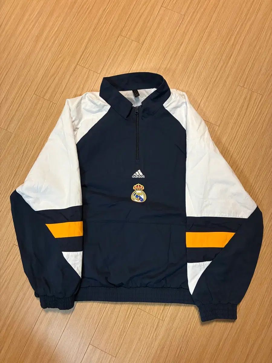 販売 レアルマドリード アノラック レアル・マドリード adidasトラック