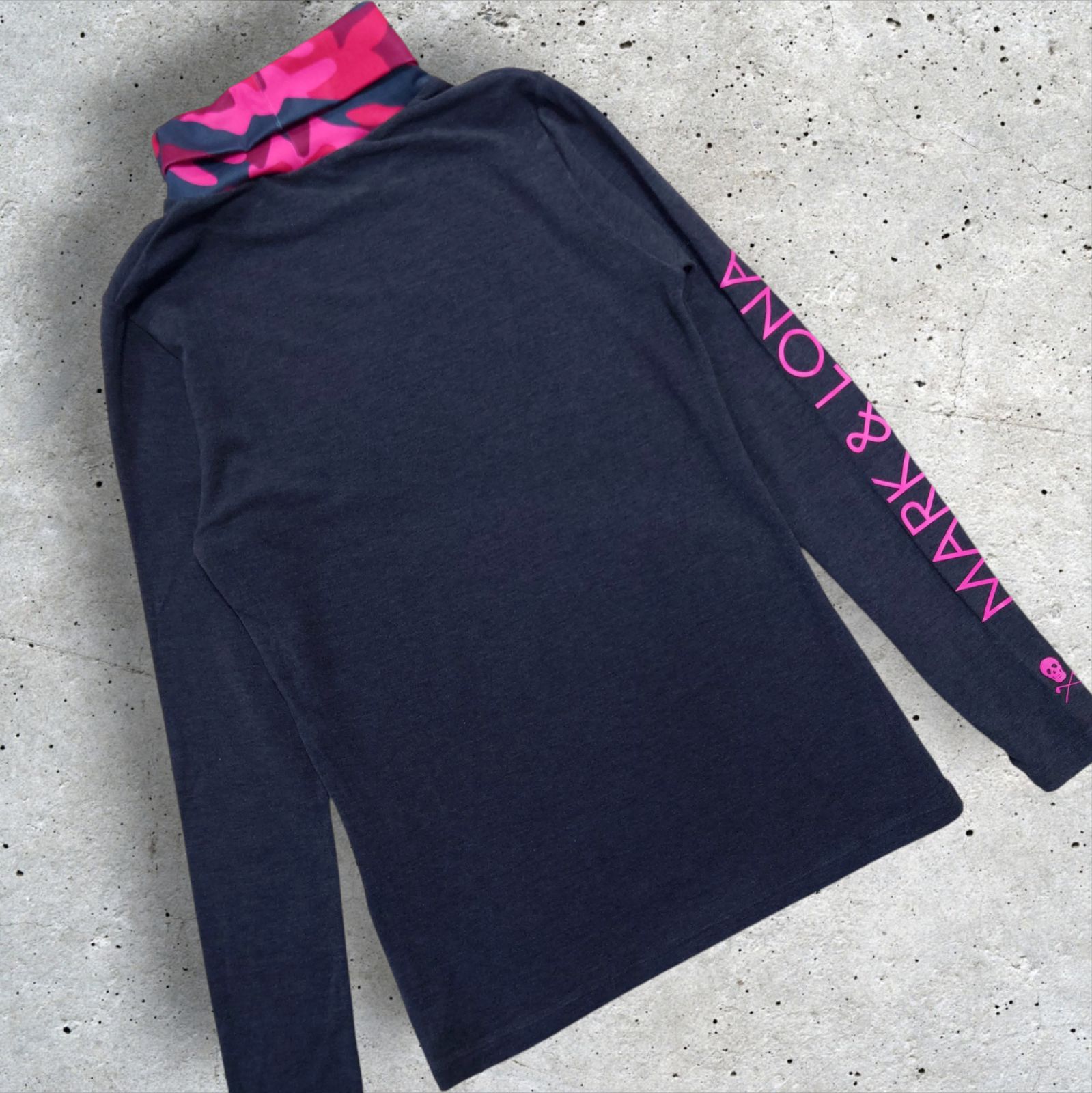 極美品 MARK&LONA GOLF ハイネック マイクロフリース カモフラ