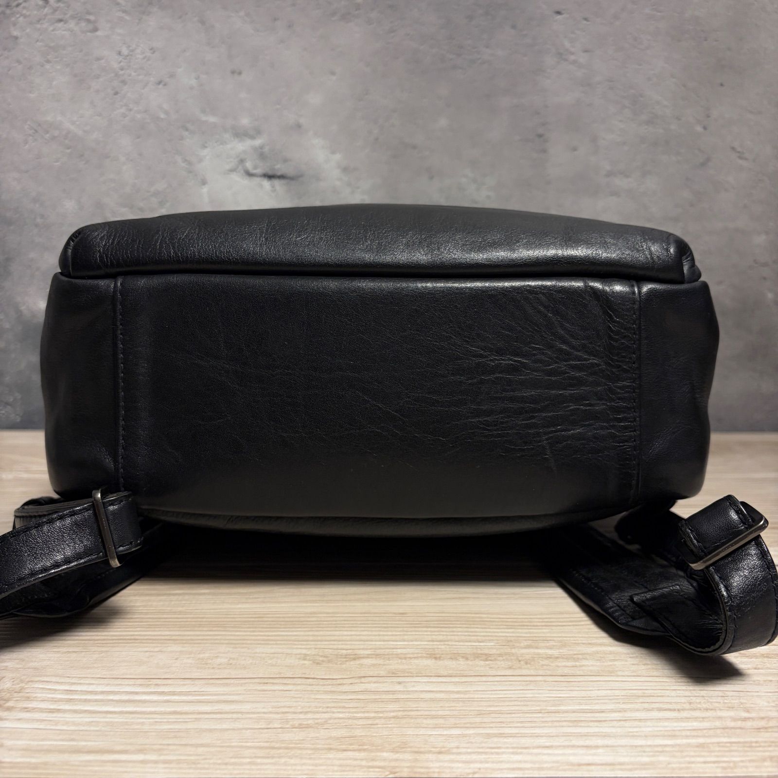 ✨genten ゲンテン ニュート レザーリュック ブラック 本革 美品