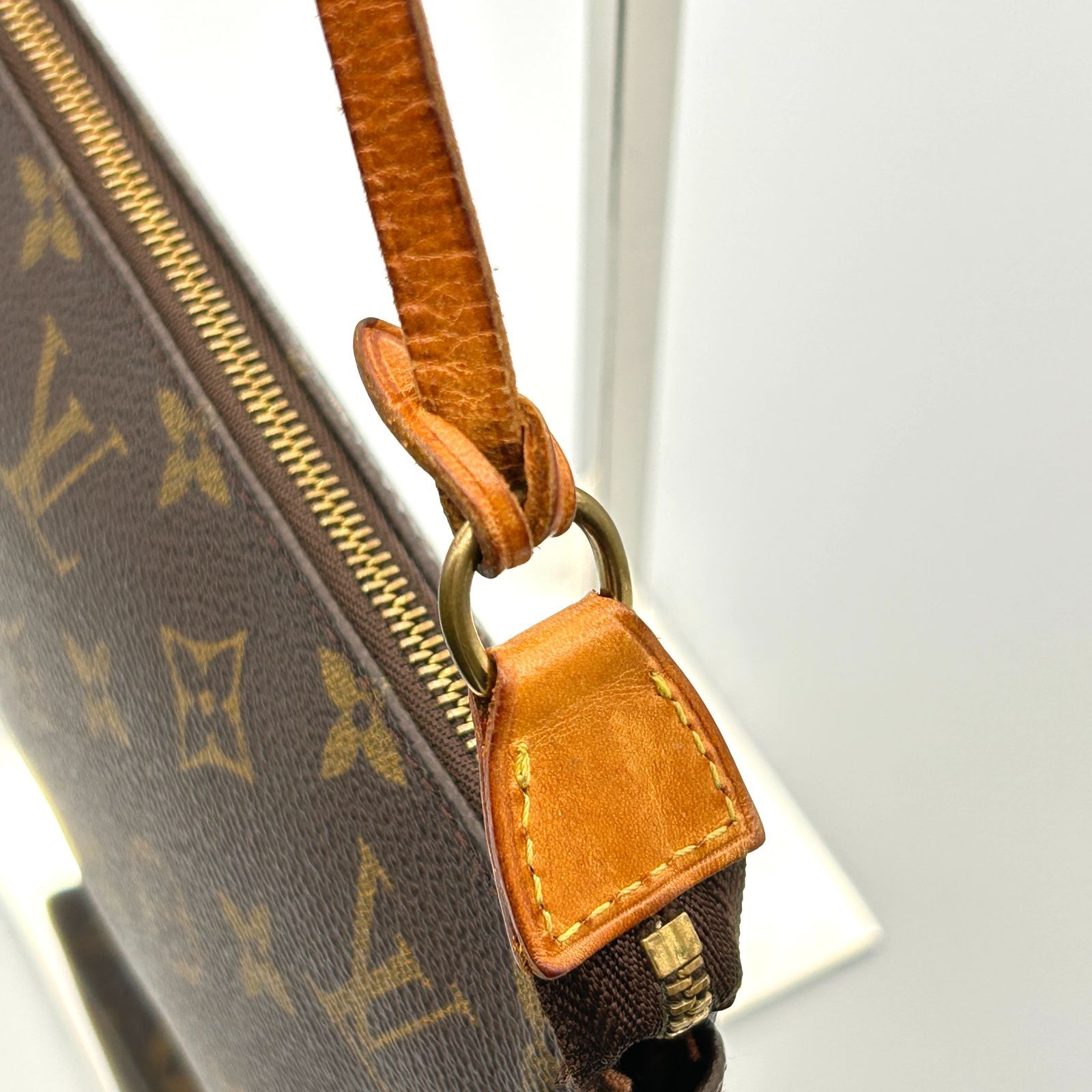 ルイヴィトン アクセソワール モノグラム M51980 ハンドポーチ ルイヴィトン モノグラム M51980 ポシェット アクセソワール ポーチ