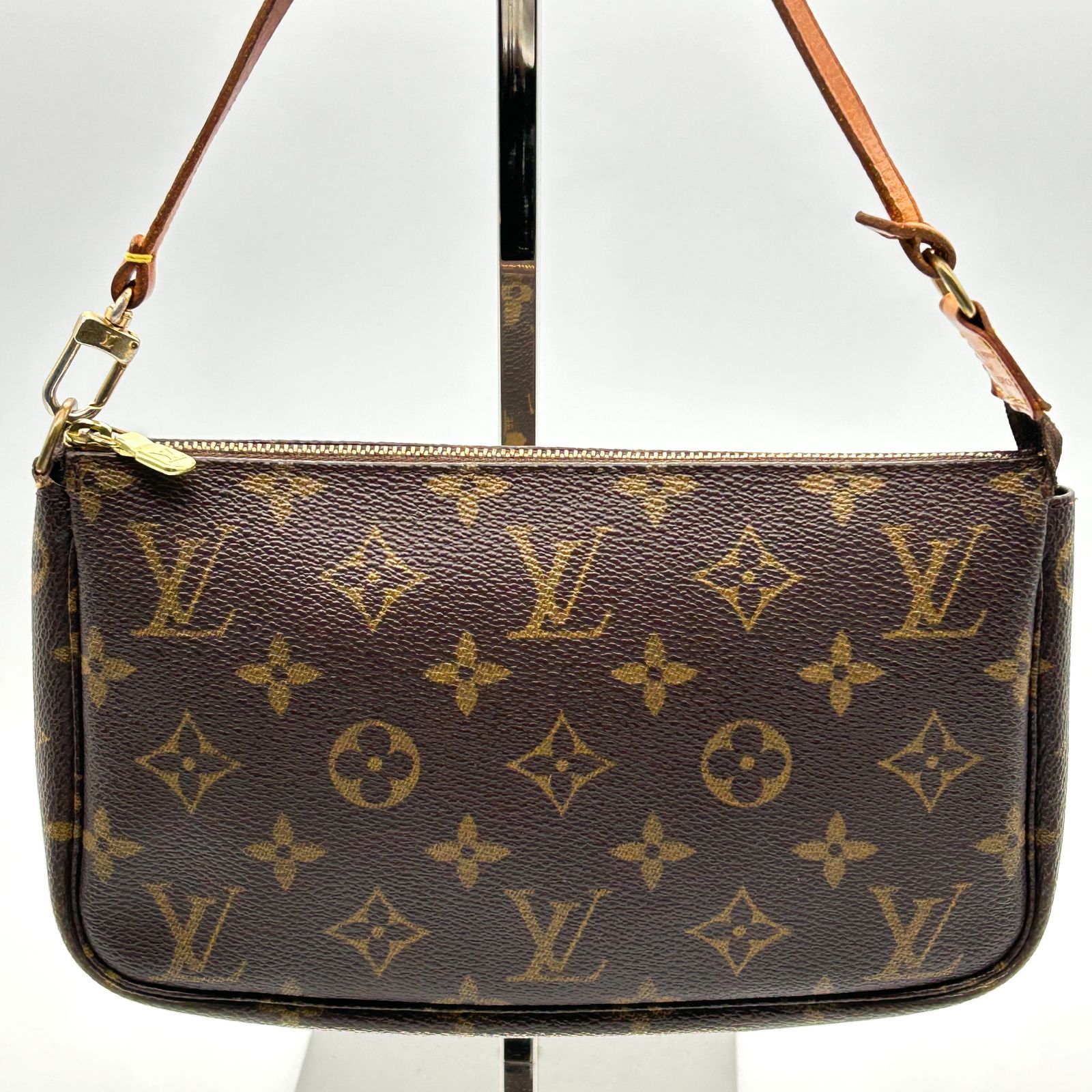 Louis Vuitton ルイヴィトン モノグラム ポシェット アクセソワール