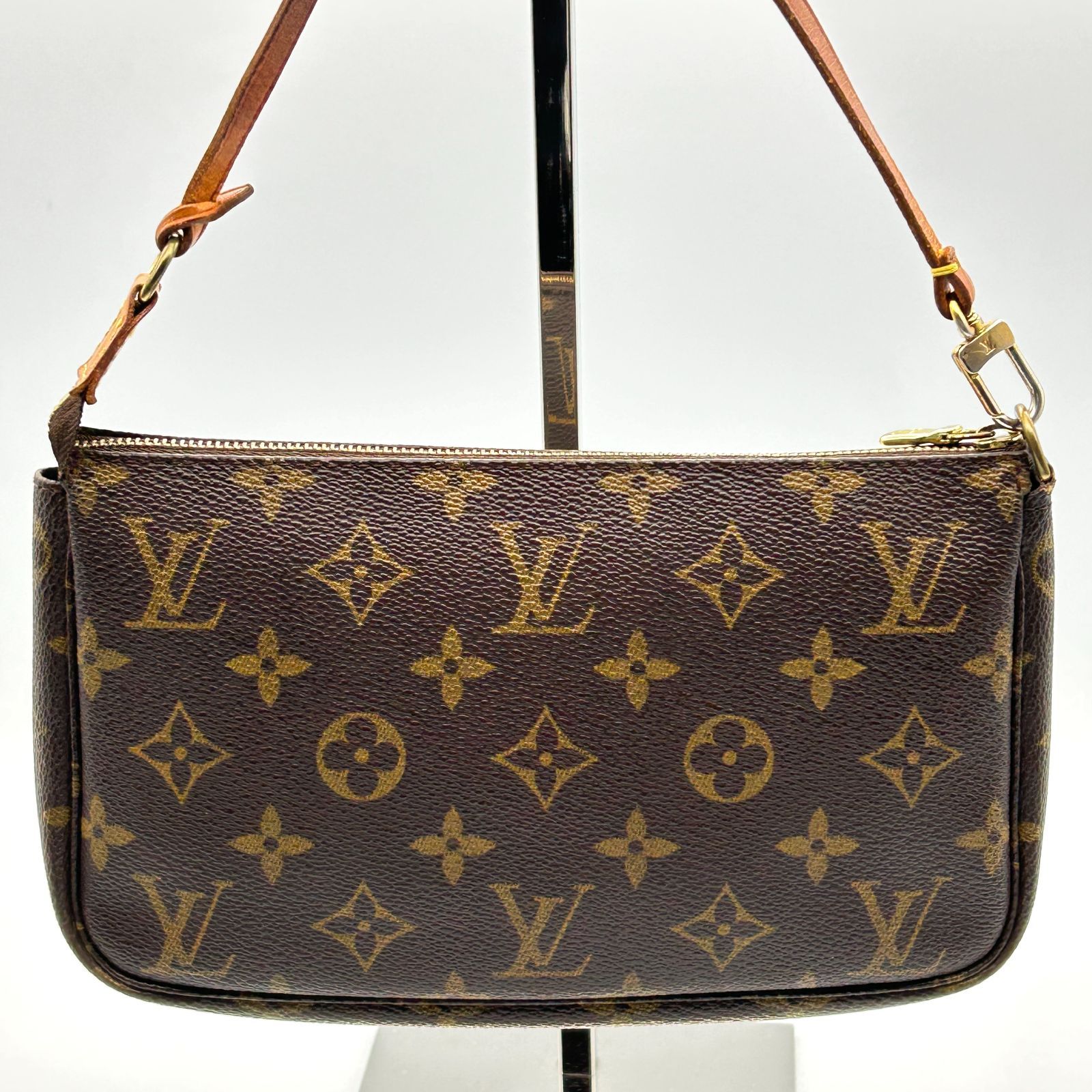 Louis Vuitton ルイヴィトン モノグラム ポシェット アクセソワール
