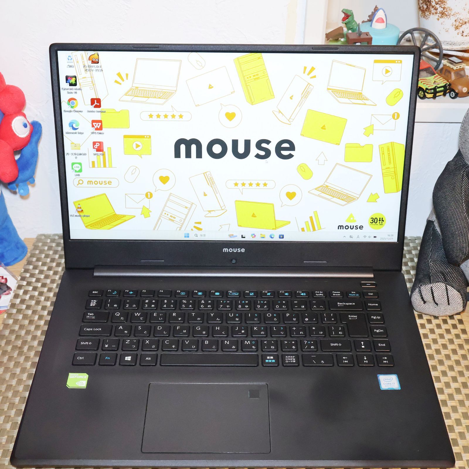 Win11公式対応8世代i7/メ8/新品SSD512/グラボ搭載/無線/カメラ 【公式