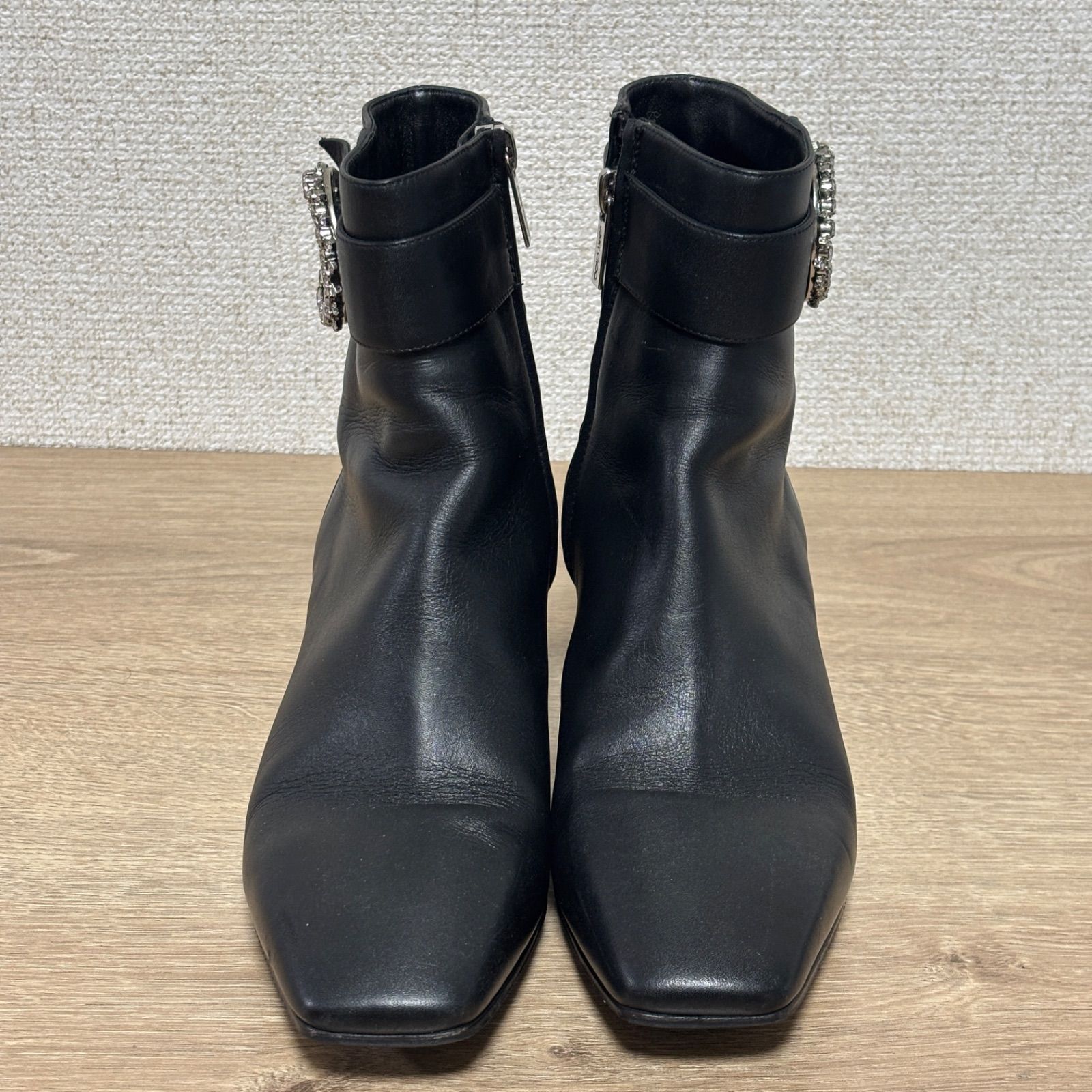 JIMMY CHOO ジミーチュウ ショートブーツ ブラック レザー ビジュー