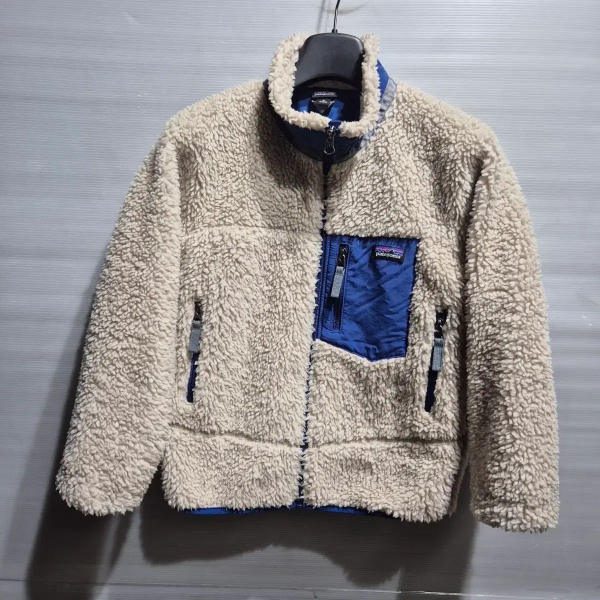 セール中 パタゴニア レトロ フリース アイボリー 子供用 Patagonia