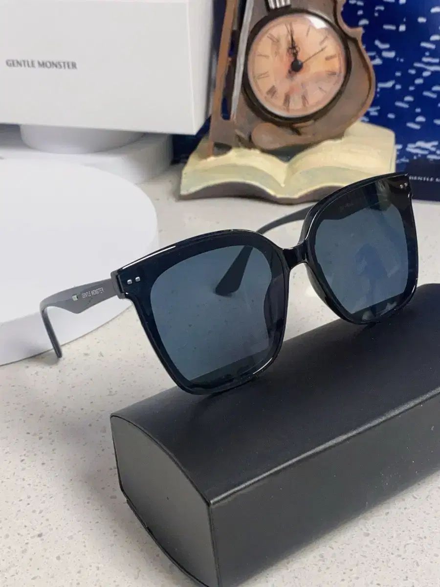 【メルカリ最安値】Gentle monster MASS Maison Margiela Gentle Monster MM204 01 - メルカリ