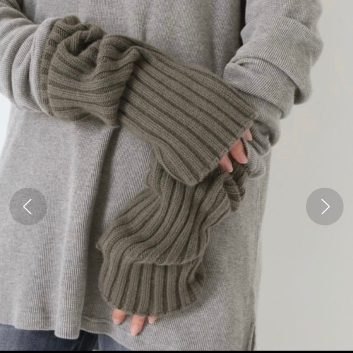 新品 Deuxieme Classe CARIAGGI カシミヤアームウォーマー - メルカリ