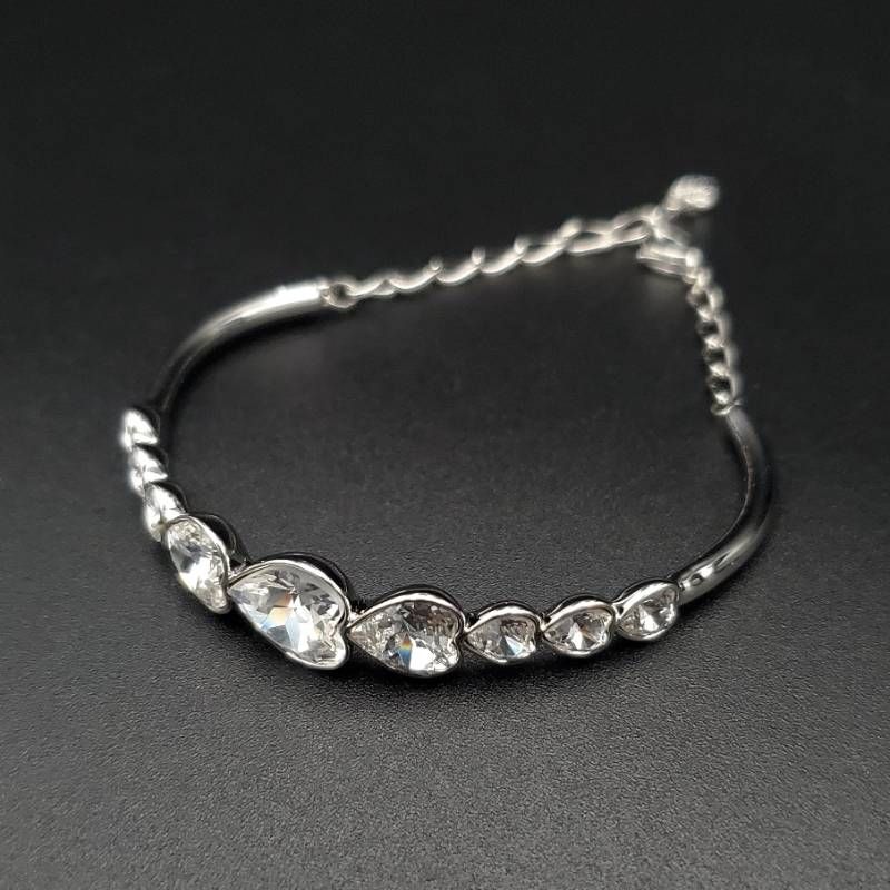 美品 SWAROVSKI スワロフスキー ブレスレット バングル ハート