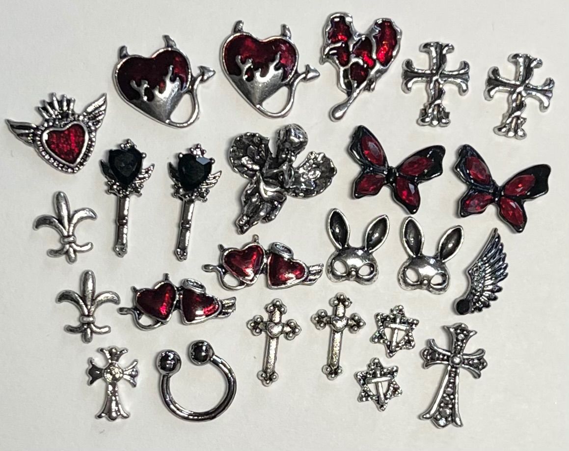 No.794 ネイルパーツ デコパーツ まとめ売り - メルカリ