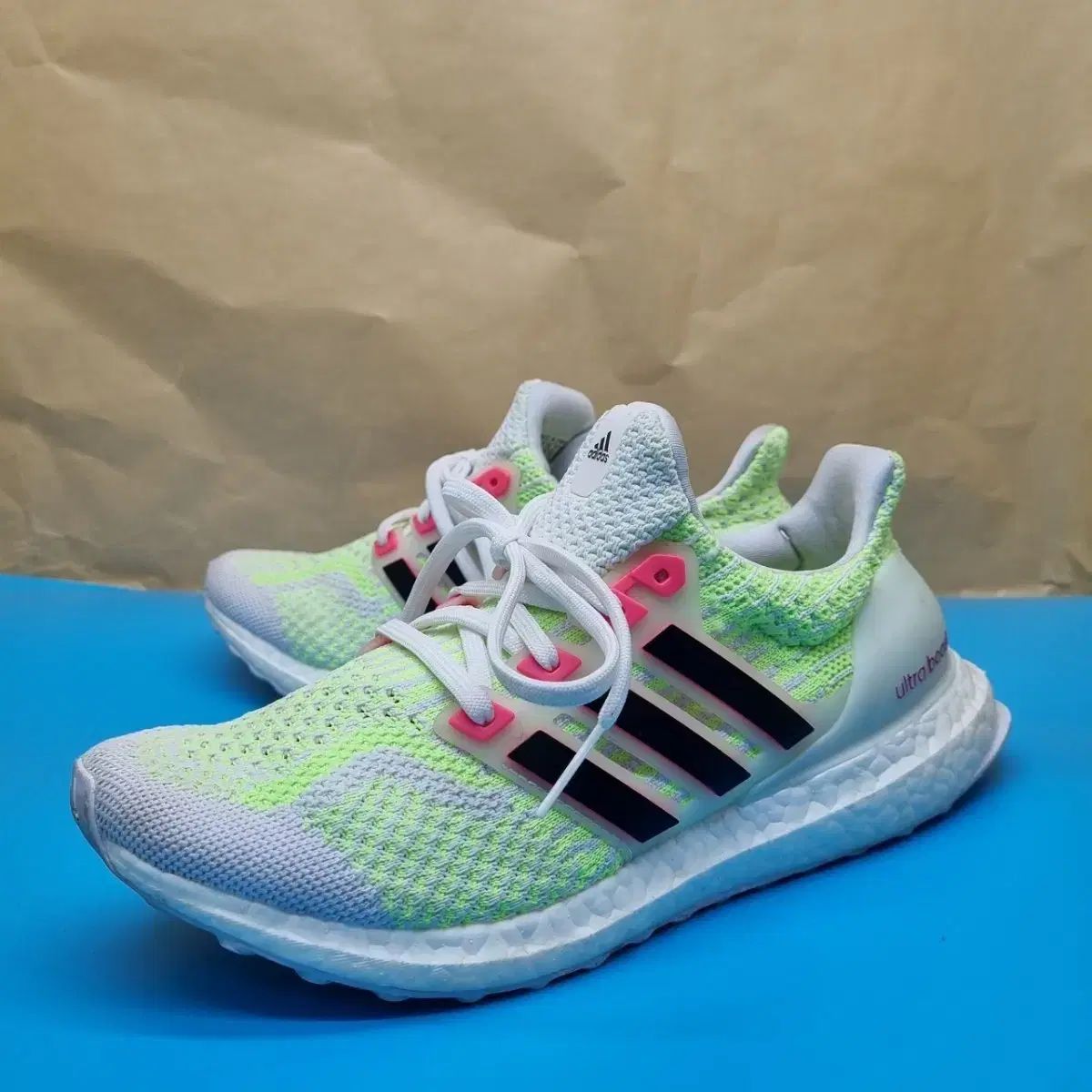 アディダス ウルトラブースト5 0 DNA スニーカー 245_