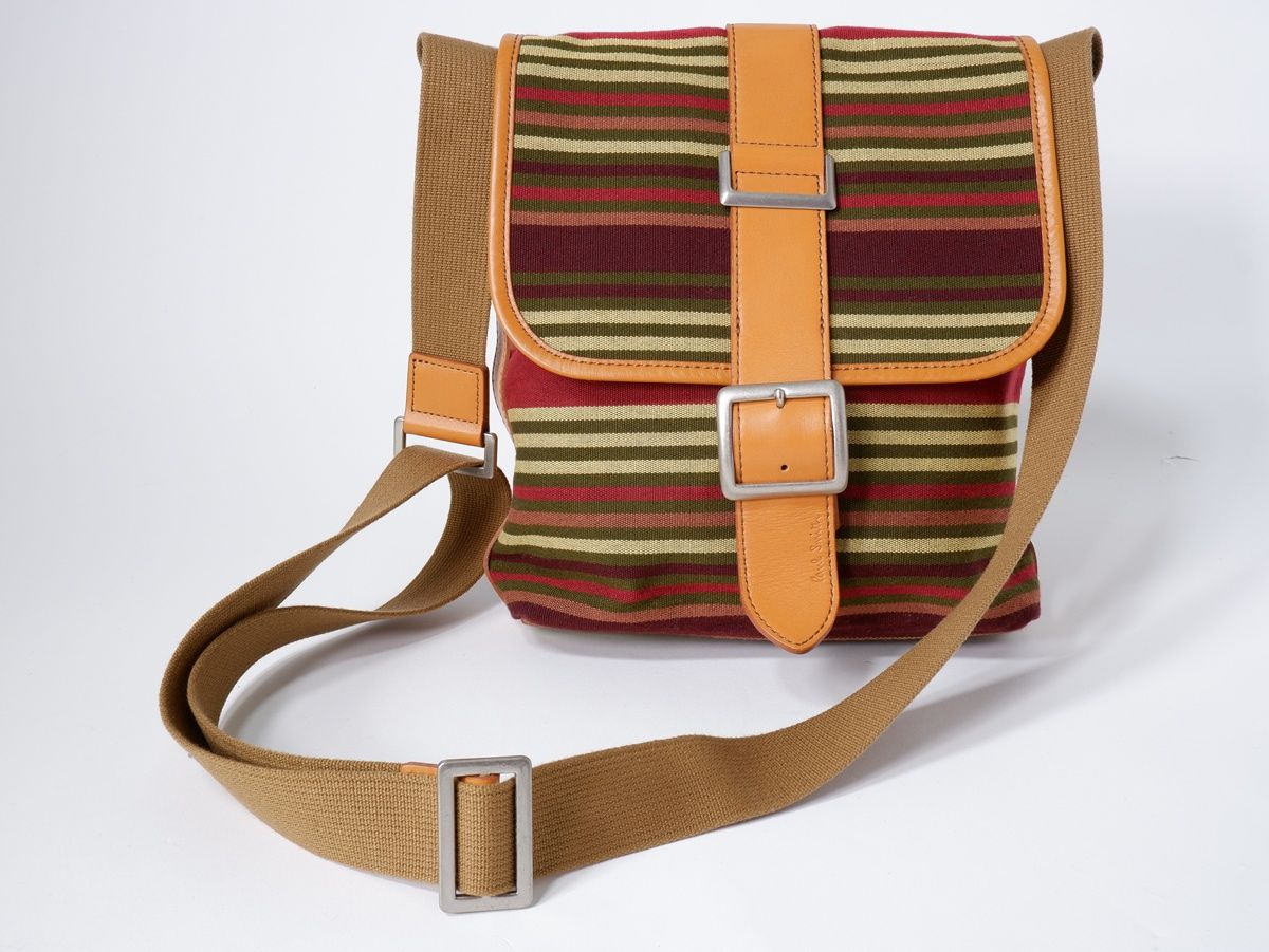 希少‼️ ポールスミス　ボディーバッグ オールレザー　マルチストライプ Paul Smithポールスミス キャンバス×レザー 販売済み マルチボーダー