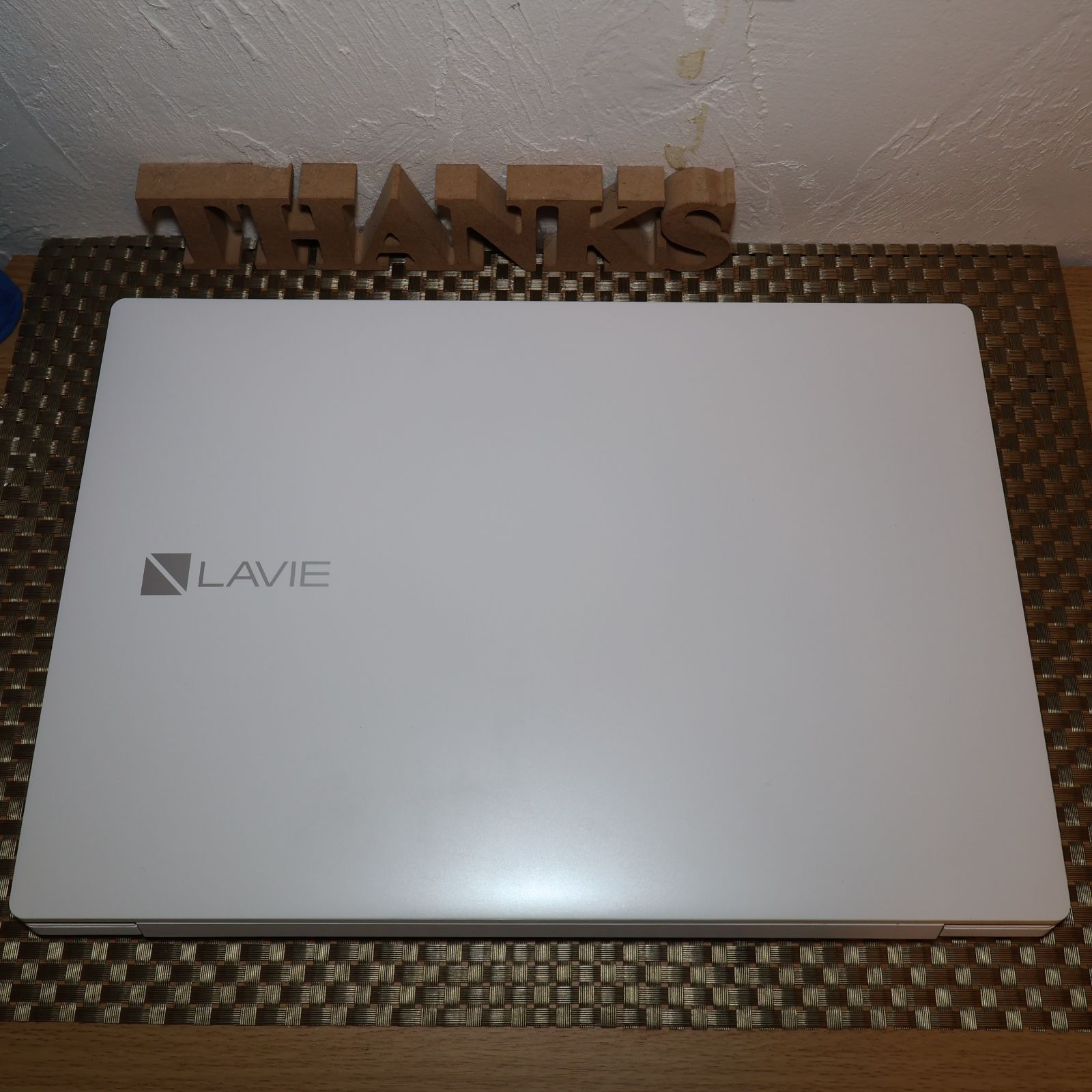 人気の白Win11公式対応8世代i3/メ8/SSD+HDD/無線/FHD/カメラ - メルカリ