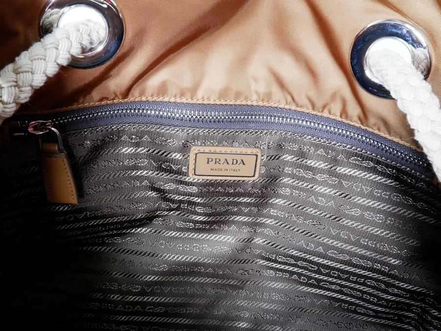 PRADAプラダ マリナー Re-Nylon トートバッグMariner Medium Re-Nylon