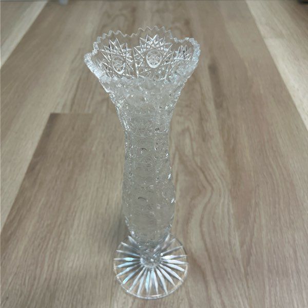 【226818】 花瓶　一輪挿し　ボヘミアガラス　チェコ　カットガラス　インテリア クリア