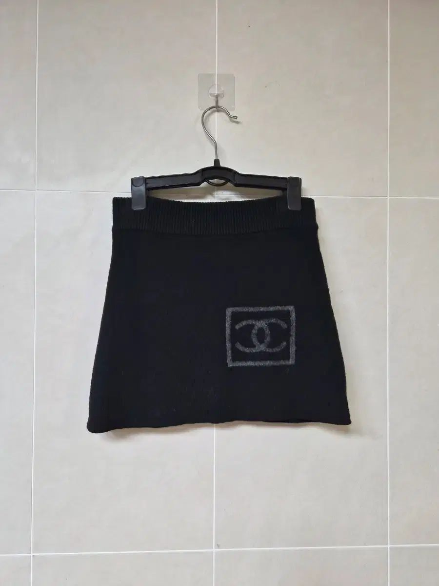 CHANELシャネル　ニットミニスカート38 CHANEL（シャネル）ひざ丈スカート 黒 サイズ:42(M位) レディース