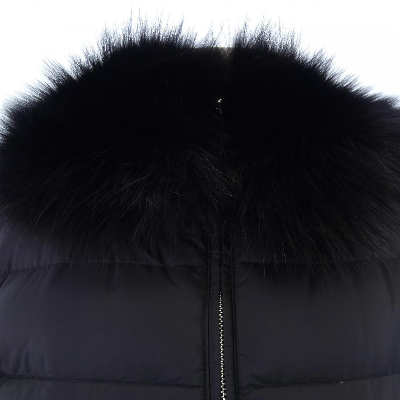 PRADA ダウンジャケット　290696 プラダ(PRADA)プラダ ダウンジャケット 衣料品 アウター レディース