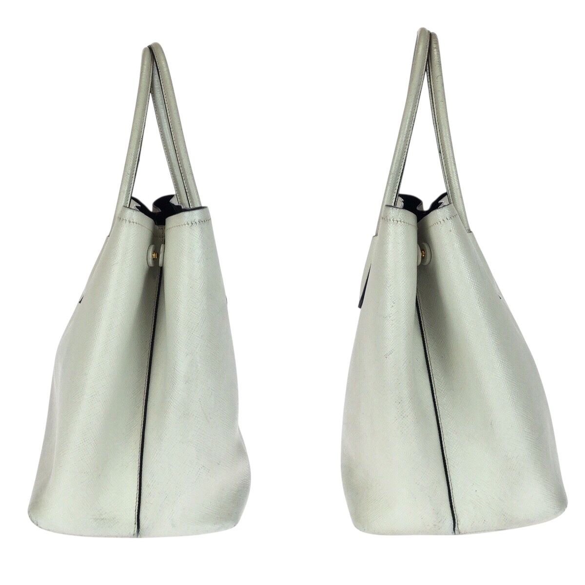 PRADA プラダ サフィアーノ 三角ロゴプレート ホワイト ゴールド金具