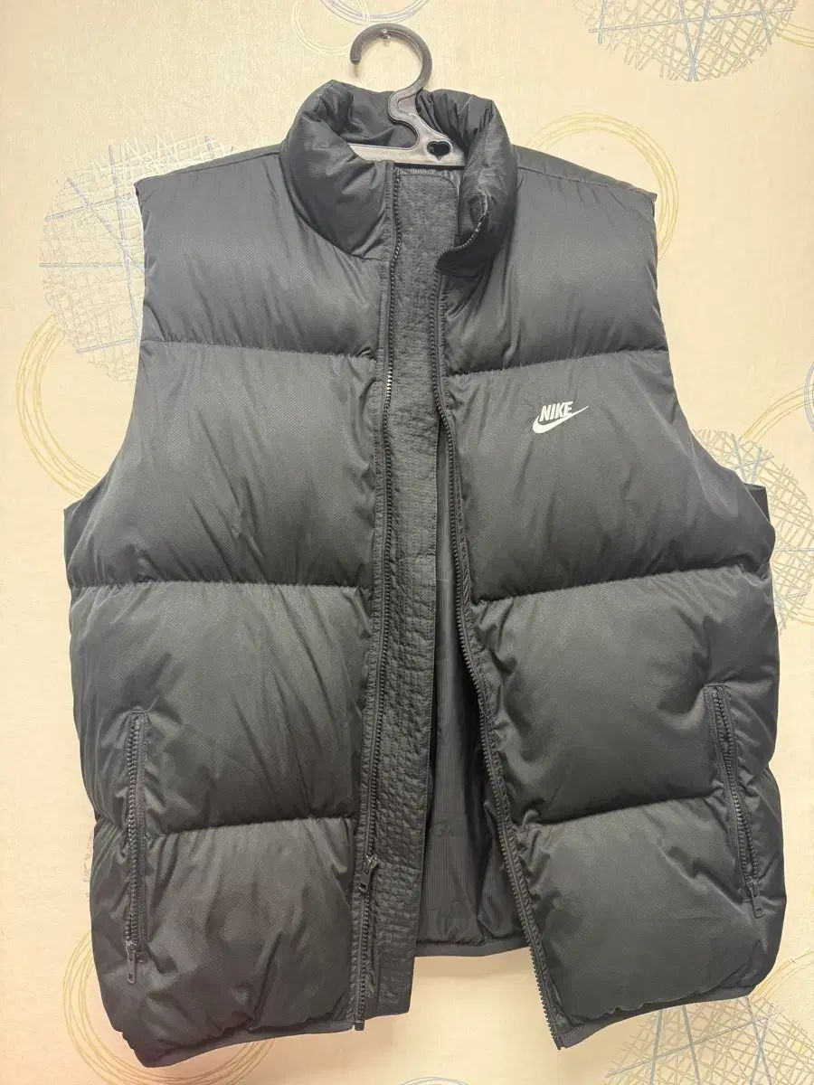 Nike ブラック ダウンベスト M プリマロフト ナイキ 注文 プリマロフト ダウン ベスト M
