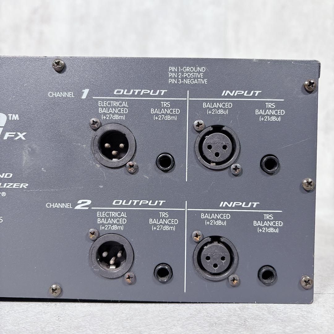 V631 PEAVEY Q231FX 31バンド グラフィック イコライザー - メルカリ