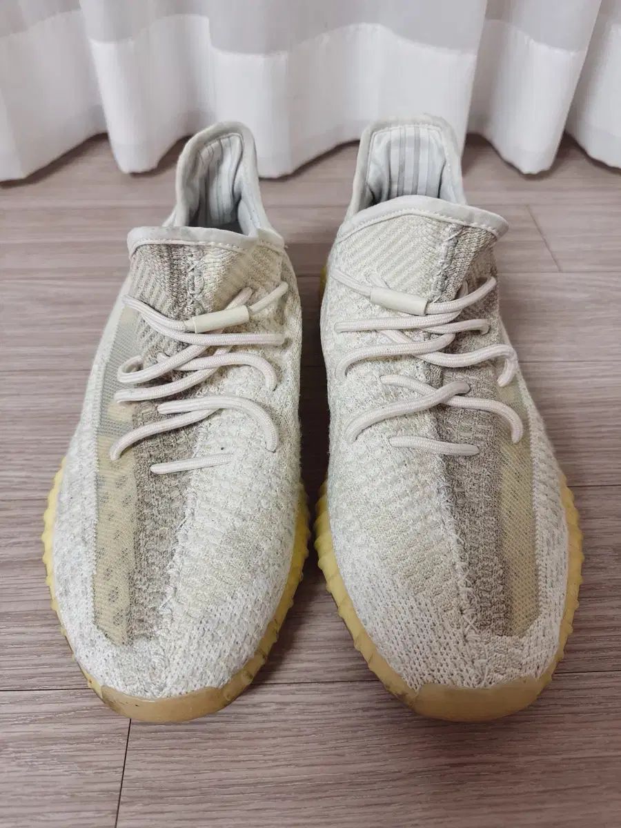 アディダス イージー セール ブースト 350 v2 (Kream購入) adidas