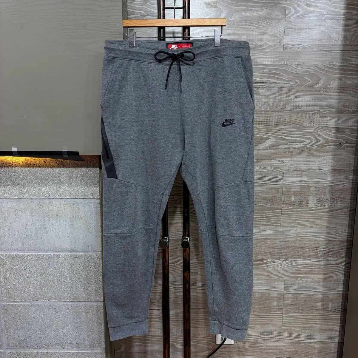 【セール，高品質】 ナイキ テックパック ジョガー パンツ L (nt197 トレーナー ズボン ジョガーパンツ・スウェットパンツ