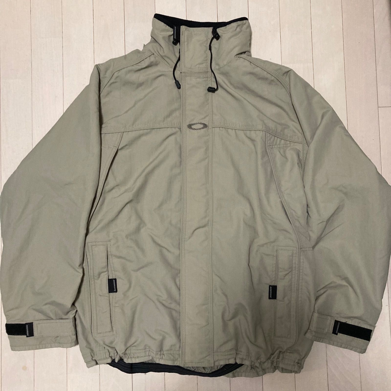 さ*す様 Oakley 90sナイロンジャケット 90s oakley software ナイロンジャケット - メルカリ