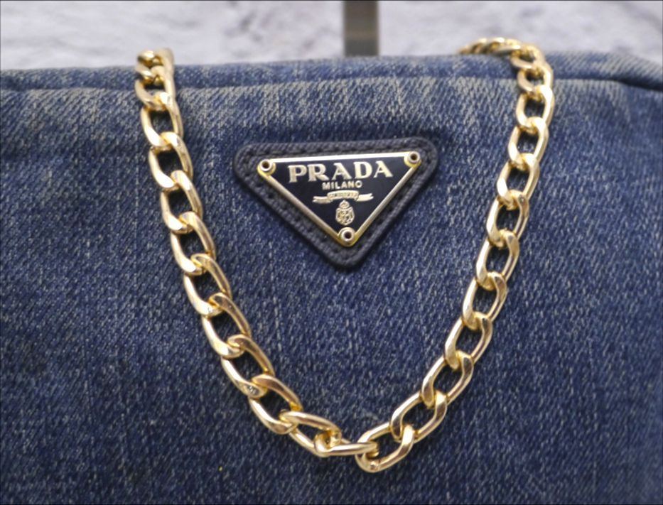 ◇PRADA プラダ CANAPA カナパ クロスボディ チェーンストラップ