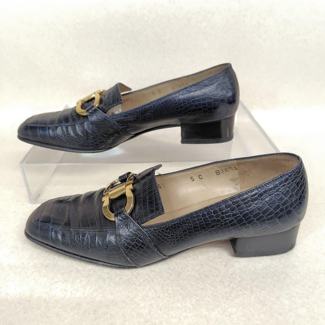 フェラガモ パンプス 5C ローファー クロコ型押し ガンチーニ ネイビー