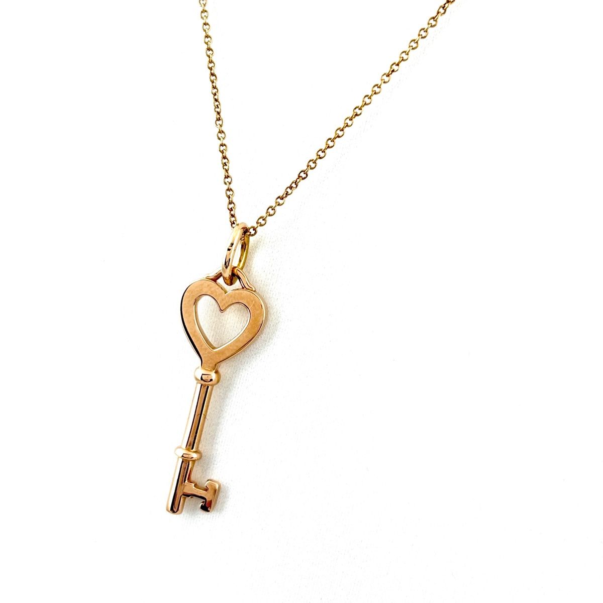 n*中様 Tiffany&Co. キー モチーフ 750 K18ダイヤペンダント n*中様 Tiffany&Co. キー モチーフ 750 K18ダイヤペンダント