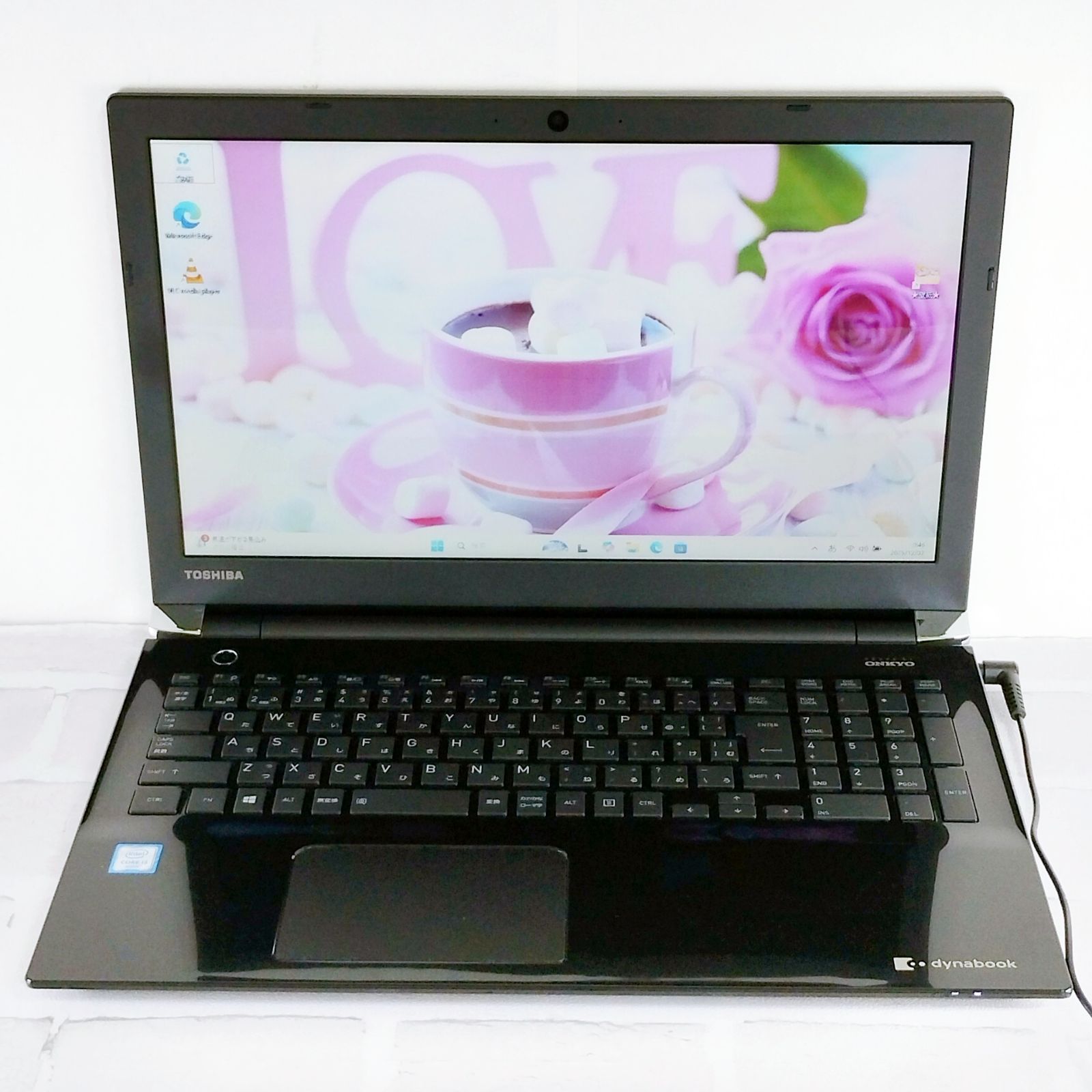 薄型ノートパソコン 綺麗なブラック 1TB DVD 最新Windows11 東芝