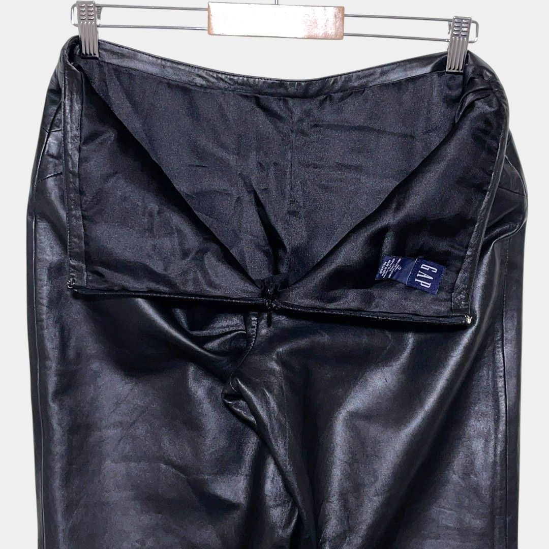 OLDGAP オールドギャップ レザーパンツ ブーツカット OLD GAP オールドギャップ ブラック レザーパンツ ブーツカット - メルカリ