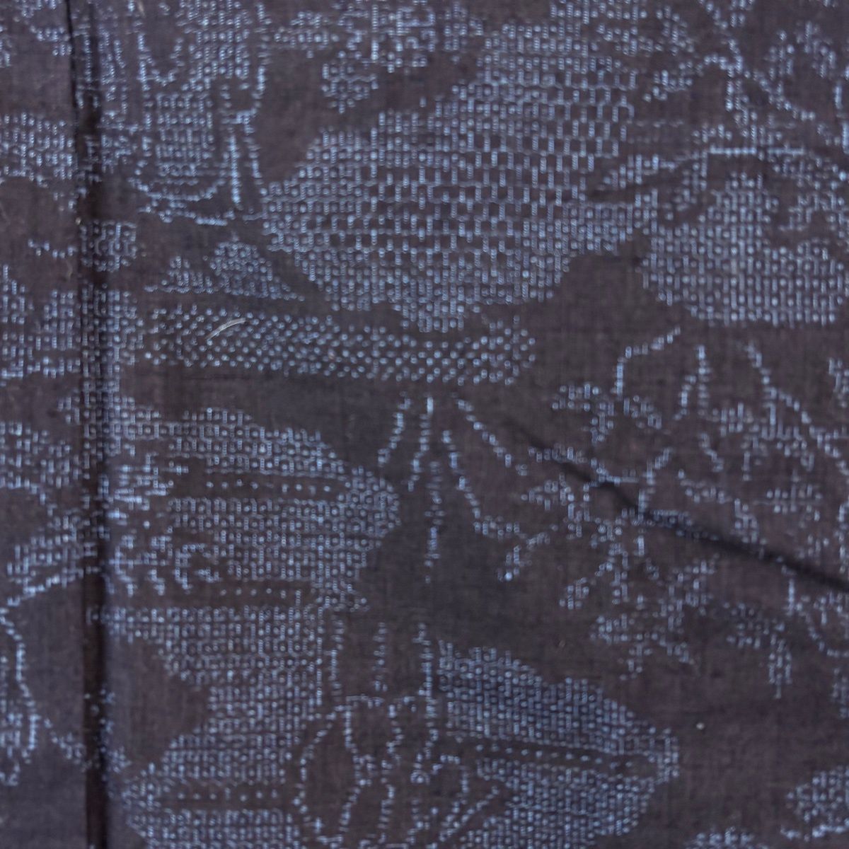 美品】 結城紬 身丈160cm 裄丈62.5cm S 袷 本場結城紬 証紙 人物 雲文