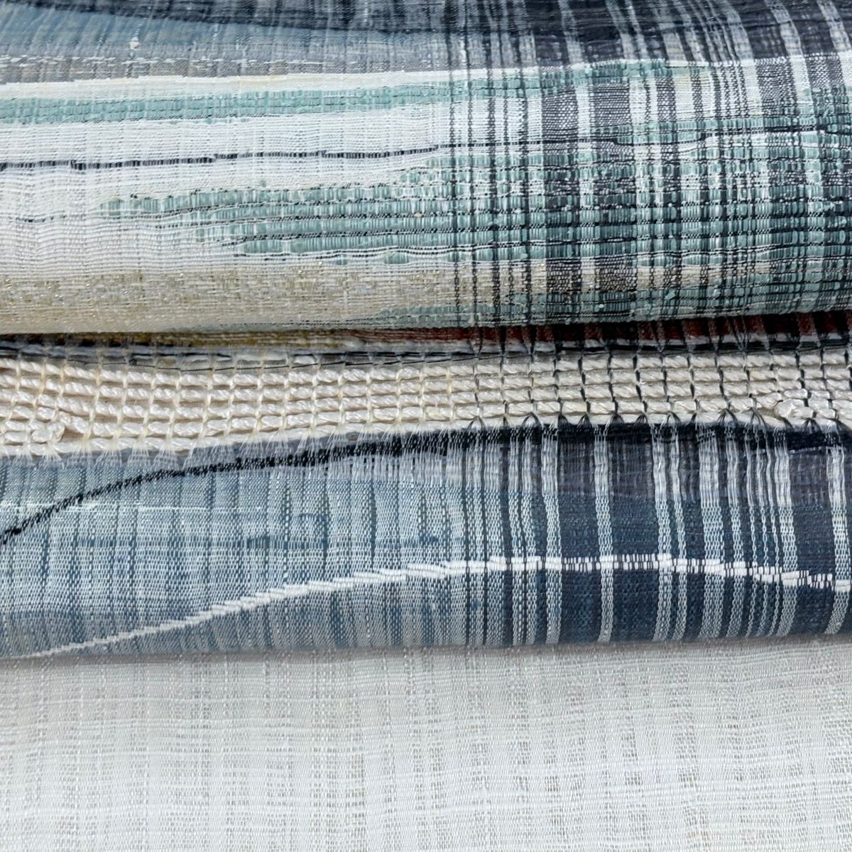 袋帯 逸品 渡文 落款 夏帯 縞 霞 箔 クリーム お太鼓柄 正絹 【中古