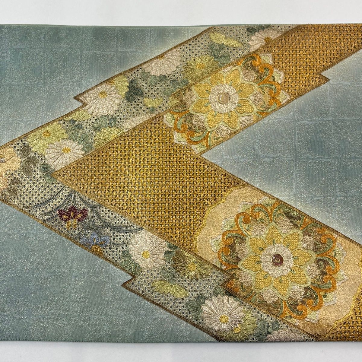 袋帯 名品 華文 蜀江華文 螺鈿 刺繍 薄緑 お太鼓柄 正絹 【】 【公式通販】