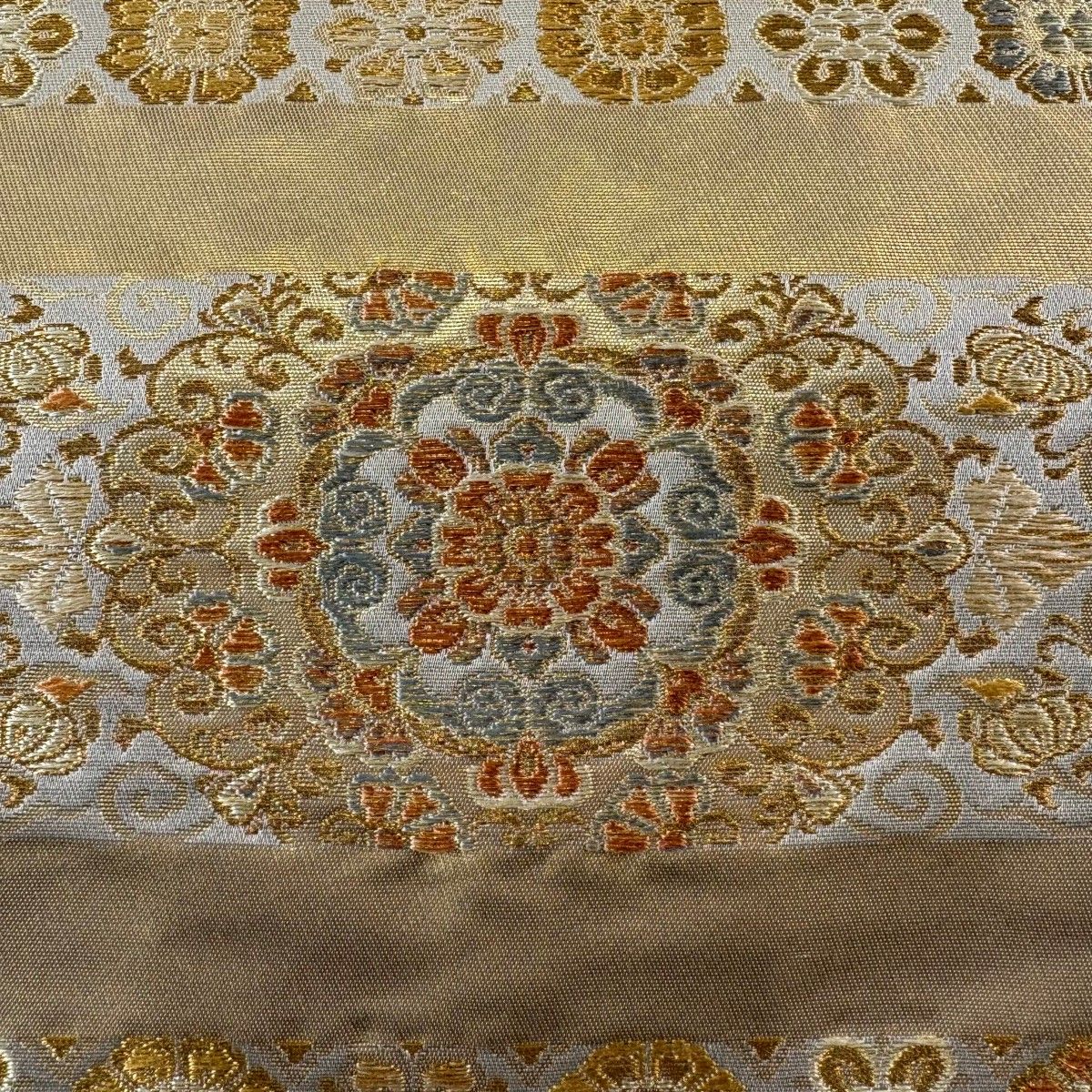 美品】 袋帯 名品 正倉院間道 華文 金糸 箔 金色 お太鼓柄 正絹 【中古